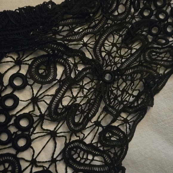 Handmade black lace collar - Picture 4 of 5